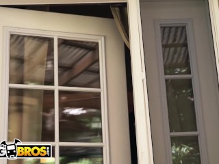 BANGBROS - Perfect Massage For Ebony Babe Honey Gold Ends With A Load