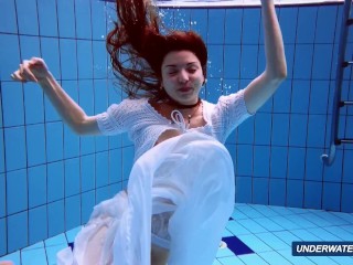 Amazing hairy underwatershow by Marketa