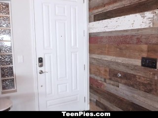 TeenPies - Muslim Teen Gets Creampied