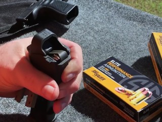 First Look at the NEW M17 Service Pistol, Sig P320