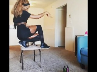 Burlesque strip tease -tank sex