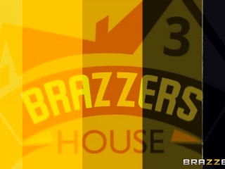 Official Brazzers House Season 3 Ep1 Lena Paul Hosts a Wild Wrestling Orgy 