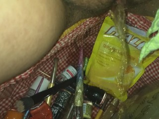 Peeing a BUNCH!! In this makeup box ;P