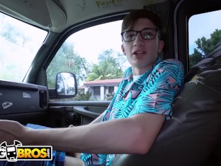 BANGBROS - Baily Brooke On The Bang Bus, Fucks My Dorky Cousin