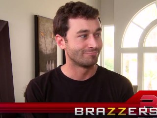 BRAZZERS - Slutty reporters Erica Fontes & Lizz Tayler share big dick