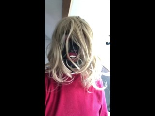 Rubberfinest Maske mit Zungenknebel und blonden Haaren