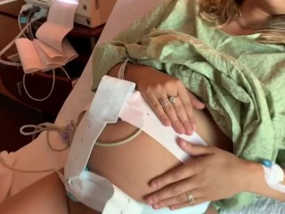 diosaera in hospital shows her swollen pussy before delivery
