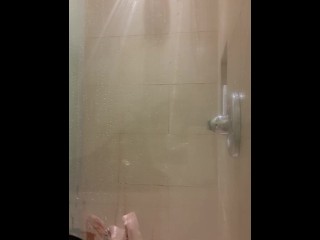 Shower Fuck in experimental James Stafford house Elysian Park Playboy exclu