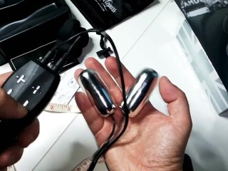 JETT hotoctopuss UNBOXING Vibrating Penis Ring (ClubDesBranleurs)