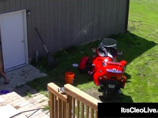 Wild Webcammer Its Cleo Mounts A Tractor & A Dildo!