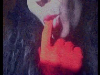 ADORAMI - Tributo per la Padrona Miss Wagon Vegan dallo schiavo larva giova