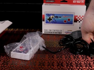 Awesome Capcom NES Controllers from Retro-Bit - Works with LINUX!