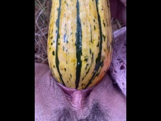GOURD just too HUGE to fit in my pussy . (HD 11pro)