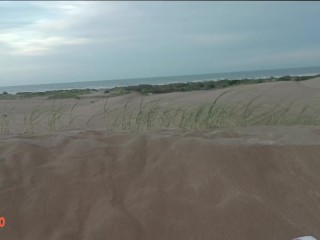 Caliento a Alba y me la cojo en PLAYA Pública😮🏖️ / Ft. Albx09