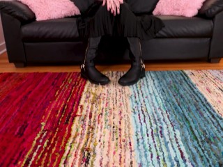 GROOBYGIRLS: Introducing Talia Trill