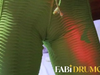 Milf levou o personal trainer para o motel e ensinou treinar! - Fabi Drumond