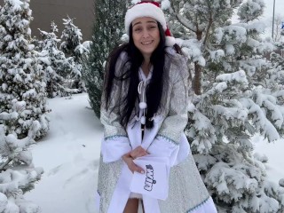 Gentle cunnilingus and hard sex with Snow Maiden with cum in mouth