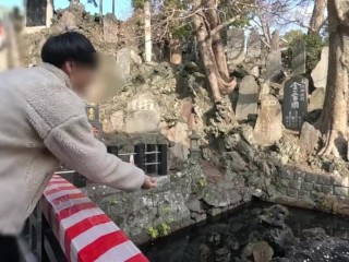 【個人撮影】寝そべる可愛い巫女さんのおっぱいを舐めまくったら乳首イキしてしまった♡素人カップルの新年🎍♡／Japanese amateur hentai ／日本人／パイパン／色白／美少女