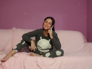 Продала своих рабов и потратила деньги на новые туфли