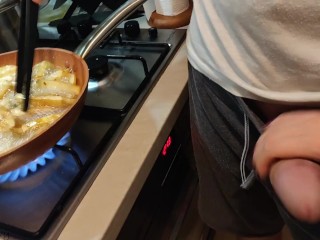 Handjob by cute girlfriend while cooking fries(full vid on my 0nlyfans/ManyVids)