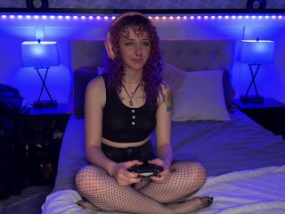 Hot MILF Teaches Naughty Gamer Stepdaughter a Lesson
