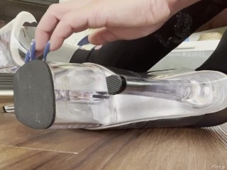 Sexy ASMR Stipper High Heels Tapping 💅🏼