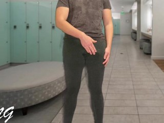 Hands free cumshot in tight pants