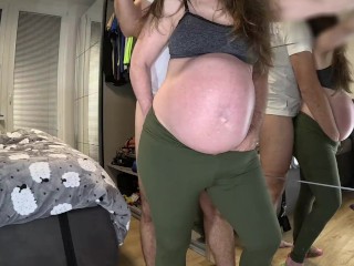 Pregnant babe is leaking in yoga pants when she orgasm.