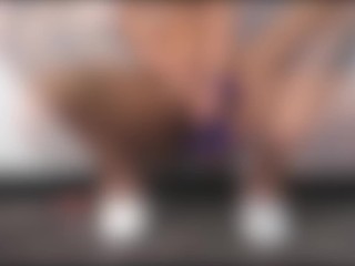 No one's home, come play with my pussy