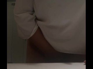 Sneaky Masturbation in Public Rubbing My Pussy Until I Cum