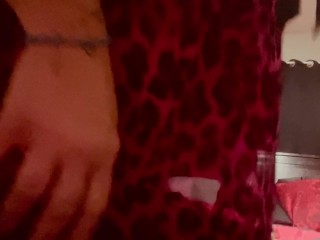 Bouncing this thick ass on that big black dildo feels soooo good!