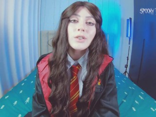 Anal slut Hermiona Granger seduces you her young body, dances strip tease and asks to fuck her butt