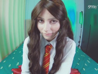 Anal slut Hermiona Granger seduces you her young body, dances strip tease and asks to fuck her butt