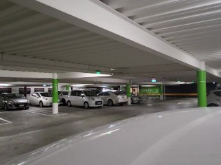 NZ Trashy MILF Public walk in the mall and pisses in carpark before being pissed on by her Master