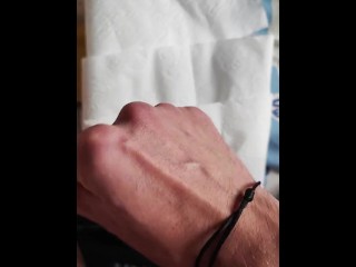 12 ème branlette j'adore les pieds de femmes