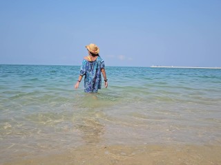 Panties Off n Close Up PEE on Public Beach