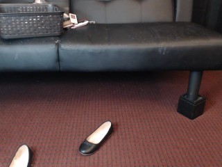 Dip Dangle Swing Crossed Legs Flats