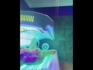 Masturbating on the tanning bed until I squirt all over the floor