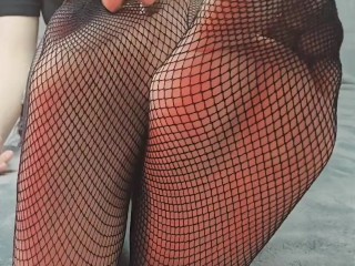 Fishnet thighs Footfetish