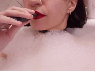 I smoke in a bath with foam while listening to Russian songs