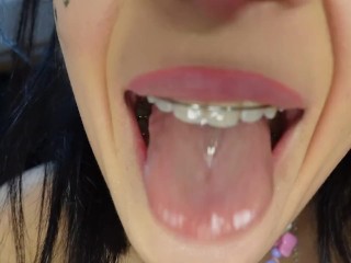 ASMR LENSLICKING close up sfw