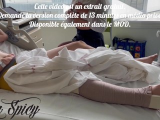 Je vide les couilles d’un patient à l’hôpital