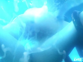 Tifa and Aerith vs 12 slimy rods