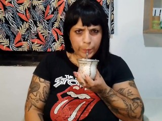 Mi vecina rollinga vino a tomar mates y terminó tomando leche - FT. Ailu Dulce Caramelo