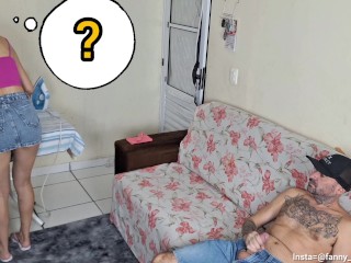 A empregada doméstica e o patrão.