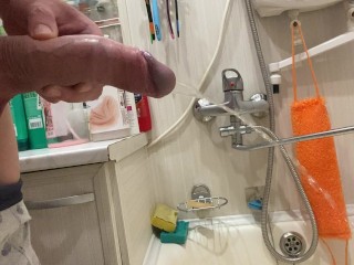 Morning boner and pissing in the bathroom POV 4K