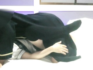 アマチュアセックスビデオ：コスプレ制服で指マン、フェラ、中出しセックス