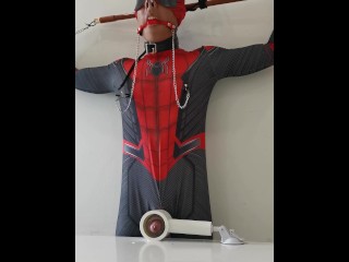 Kinky Spiderslave cumshot