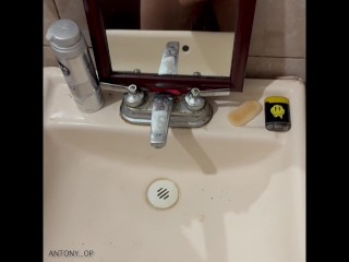 Paja con corrida / cuming shot