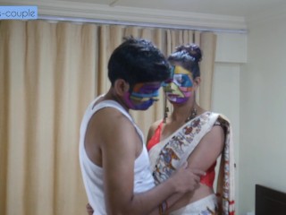 Indian Artist Bhabhi in Saree Goes Wild